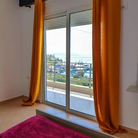 La Vista Del Marine Apartments Apartament *