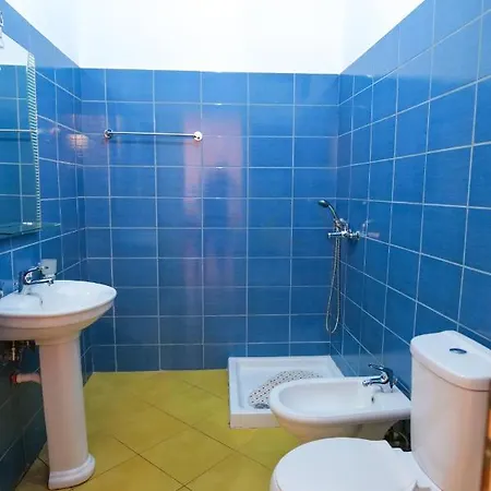 La Vista Del Marine Apartments