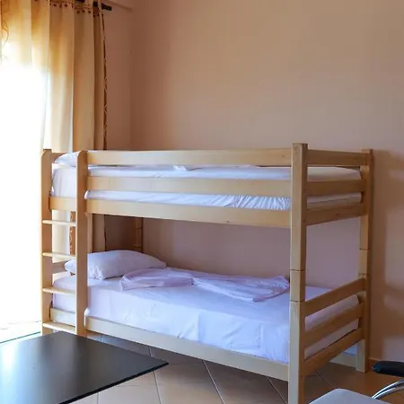 La Vista Del Marine Apartments
