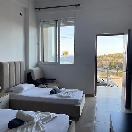 La Vista Del Marine Apartments Apartament *